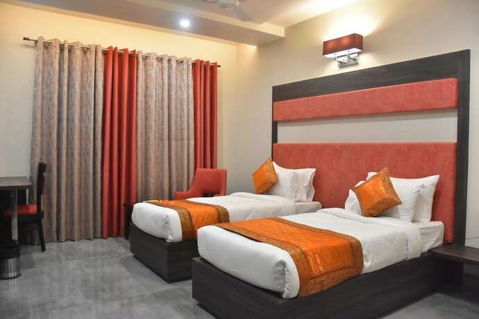 Imagen general del Hotel Abhinav International. Foto 8