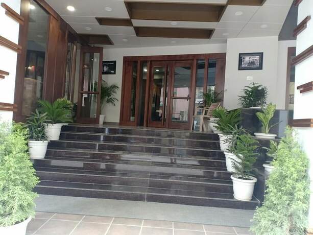 Imagen general del Hotel Abhinav International. Foto 9