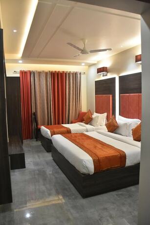 Imagen general del Hotel Abhinav International. Foto 11