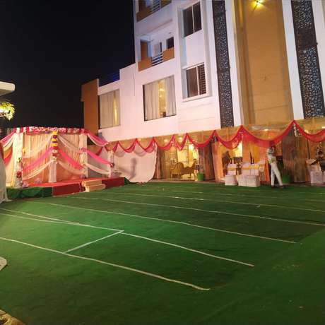 Imagen de los interiores del Hotel Abhinav Royal. Foto 11
