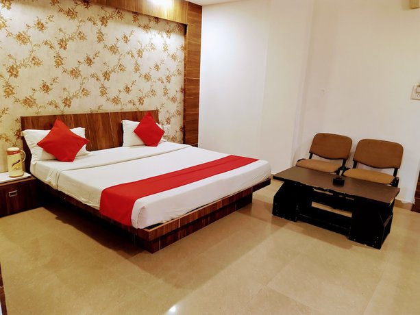 Imagen de la habitación del Hotel Abhinav Royal. Foto 7