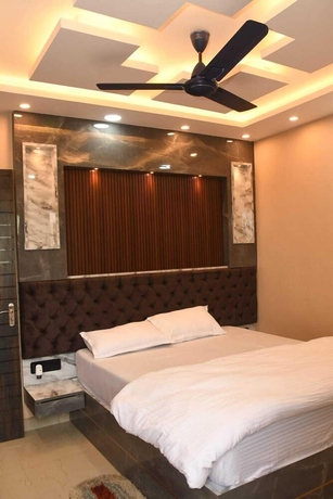 Imagen de la habitación del Hotel Abhivadya Gange. Foto 10