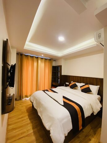 Imagen de la habitación del Hotel Abi International. Foto 13