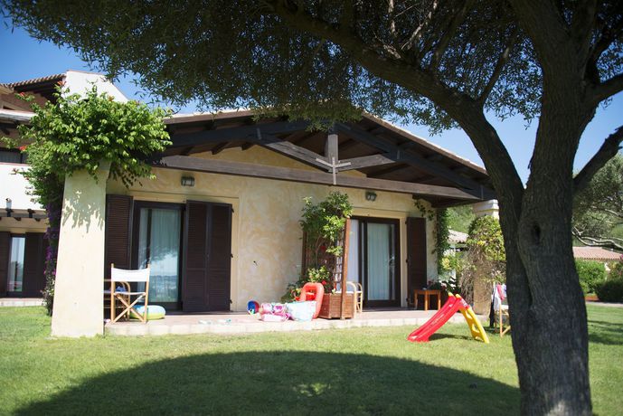 Imagen de los exteriores del Hotel Abi d'Oru Sardinian Beach Resort & Spa. Foto 10