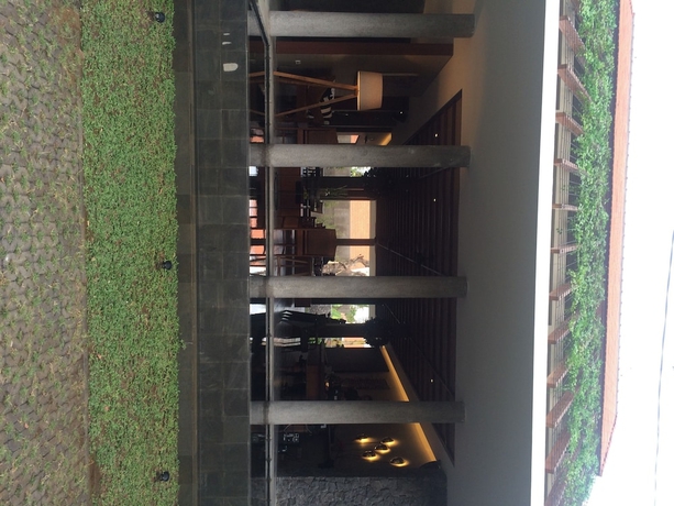 Imagen de los interiores del Hotel Abia Villa. Foto 17