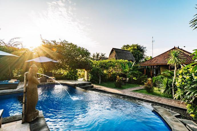 Imagen de la piscina del Hotel Abian Huts Lembongan, Jungutbatu. Foto 17
