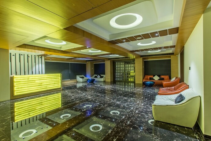 Imagen de los interiores del Hotel Abika Elite. Foto 25