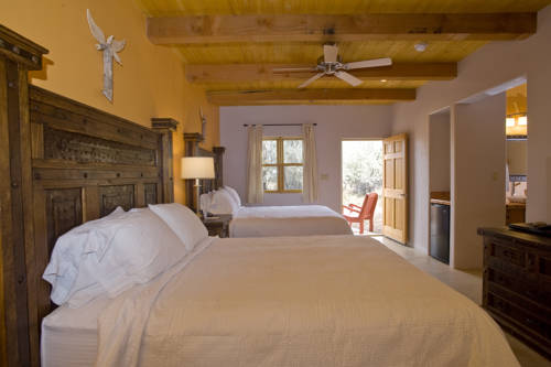 Imagen de la habitación del Hotel Abiquiu Inn. Foto 3