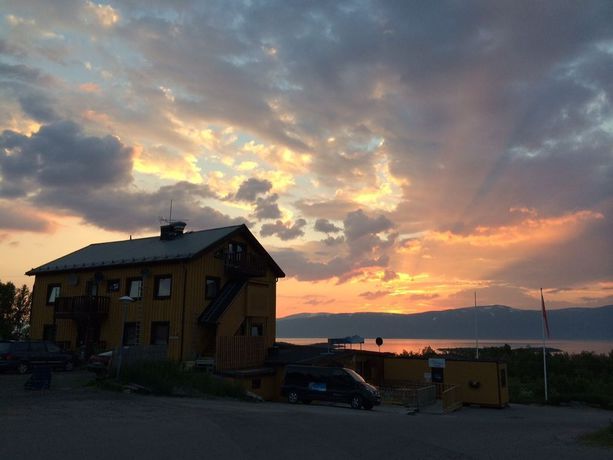 Imagen de los exteriores del Hotel Abisko Guesthouse and Activities. Foto 14