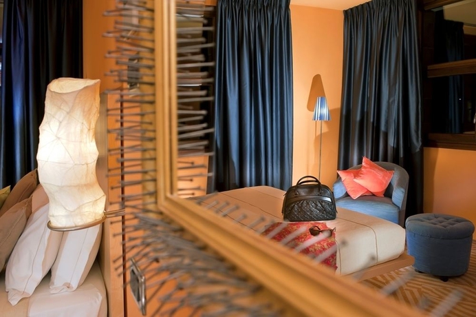 Imagen de la habitación del Hotel Abitart. Foto 6