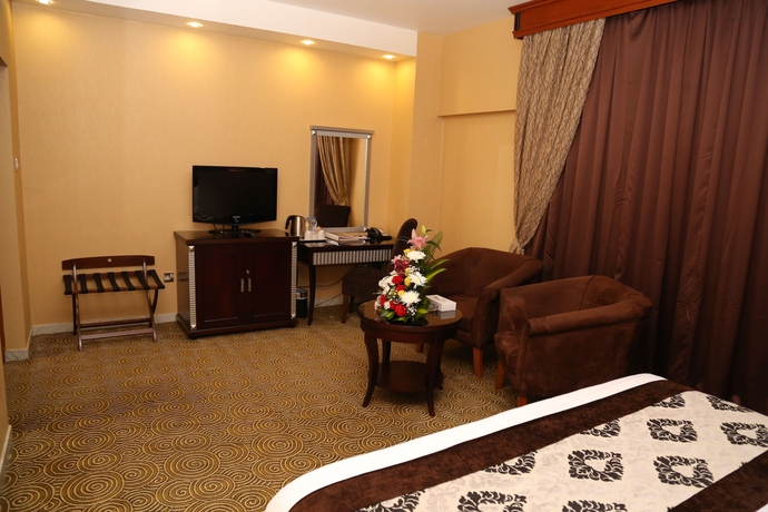 Imagen de la habitación del Hotel Abjar. Foto 13