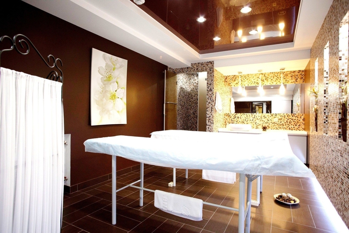 Imagen de los interiores del Hotel Abnicum. Foto 8