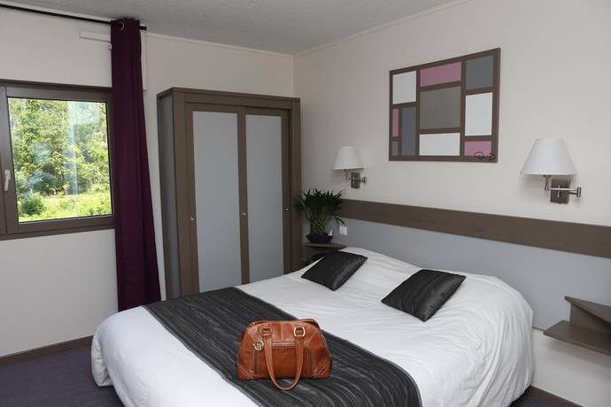 Imagen de la habitación del Hotel Abor. Foto 6