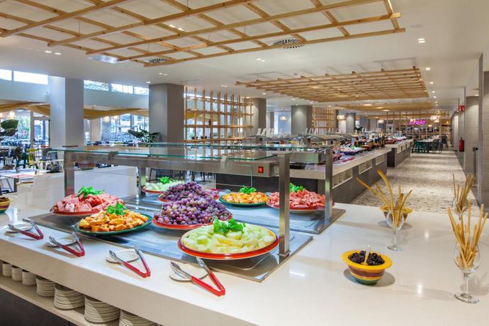 Imagen del bar/restaurante del Hotel Abora Buenaventura by Lopesan Hotels. Foto 6