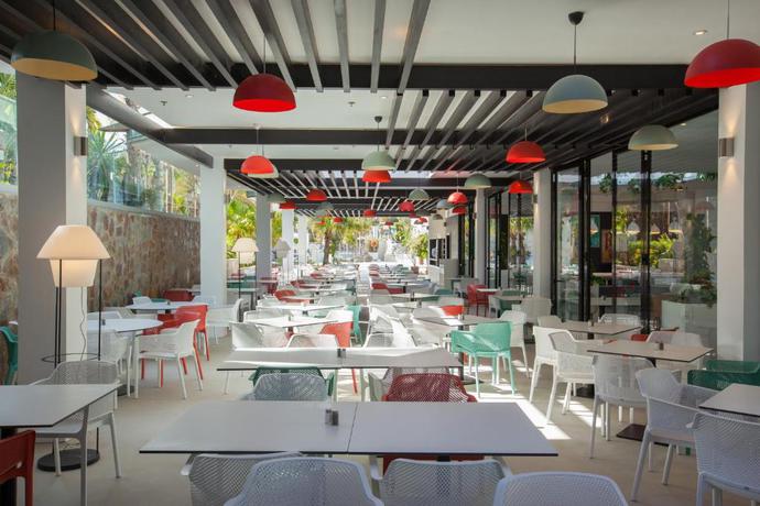 Imagen del bar/restaurante del Hotel Abora Catarina By Lopesan Hotels. Foto 2