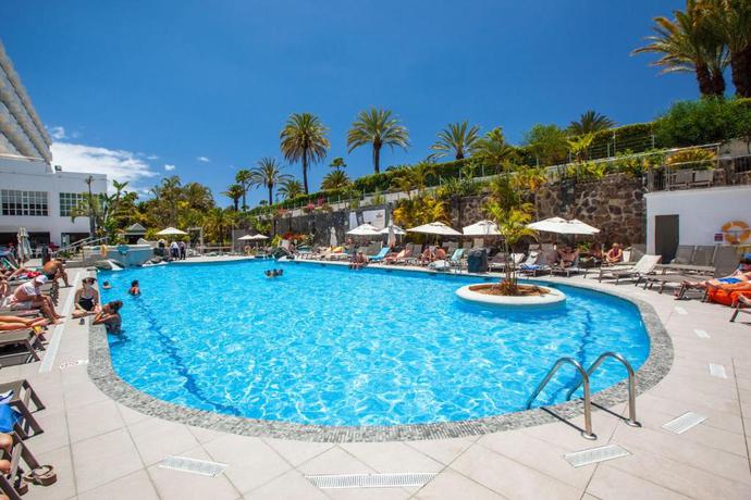 Imagen de la piscina del Hotel Abora Catarina By Lopesan Hotels. Foto 32