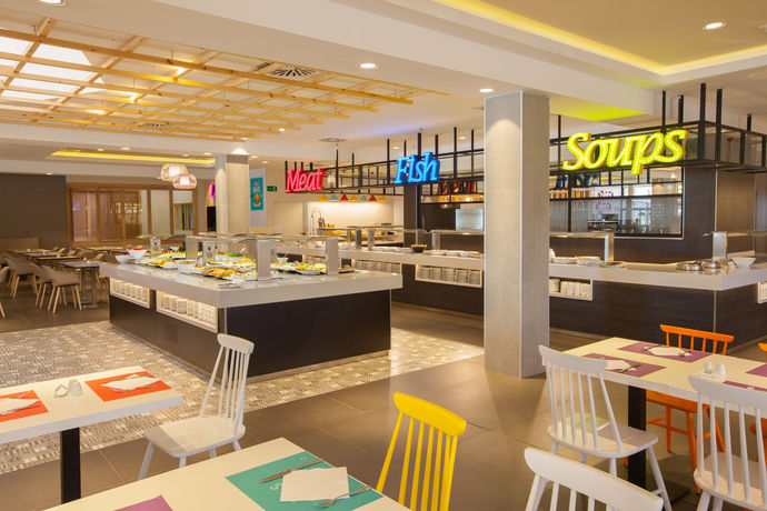 Imagen del bar/restaurante del Hotel Abora Continental By Lopesan Hotels. Foto 2