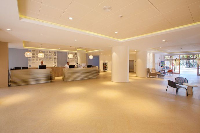 Imagen de los interiores del Hotel Abora Continental By Lopesan Hotels. Foto 22