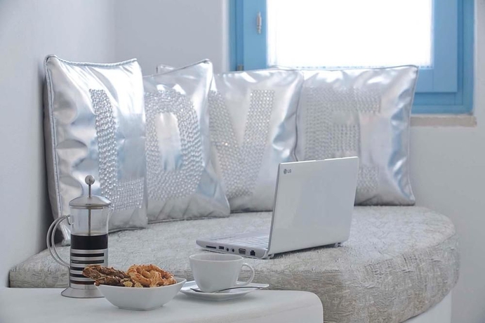 Imagen de la habitación del Hotel Above Blue Suites. Foto 4