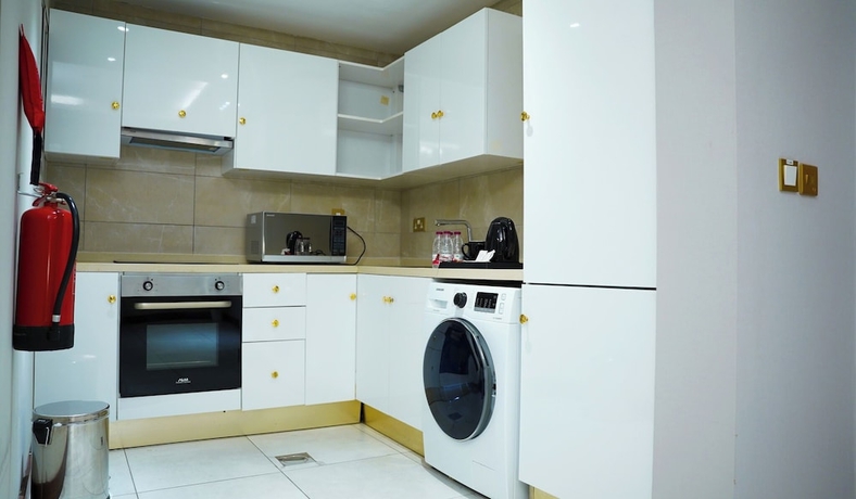 Imagen de la habitación del Hotel Abraj INN Suites hotel. Foto 8