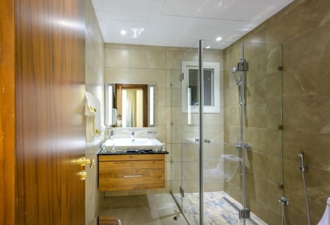 Imagen de la habitación del Hotel Abraj INN Suites hotel. Foto 15