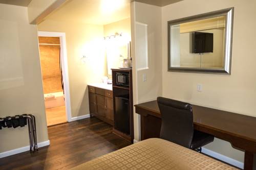 Imagen de la habitación del Hotel Abram Inn and Suites. Foto 5