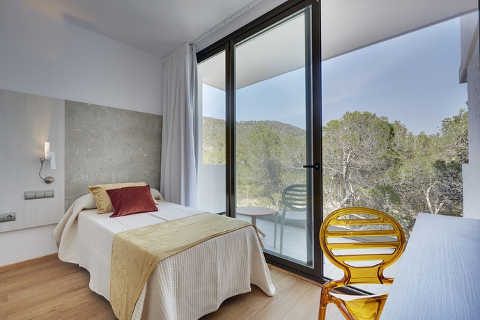 Imagen de la habitación del Hotel Abrat. Foto 6