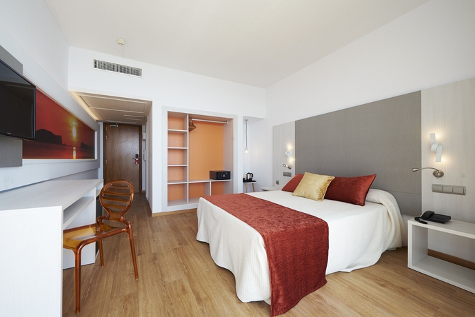 Imagen de la habitación del Hotel Abrat. Foto 8