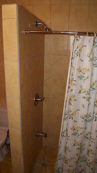 Imagen de la habitación del Hotel Abriannas Inn. Foto 2