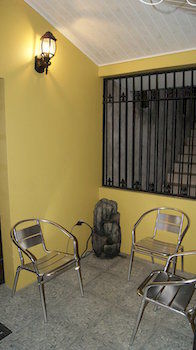 Imagen de los interiores del Hotel Abriannas Inn. Foto 8