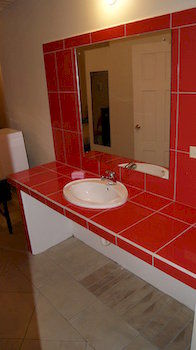 Imagen de la habitación del Hotel Abriannas Inn. Foto 4