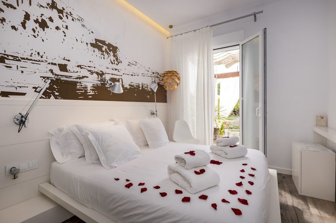 Imagen de la habitación del Hotel Abril 37. Foto 3