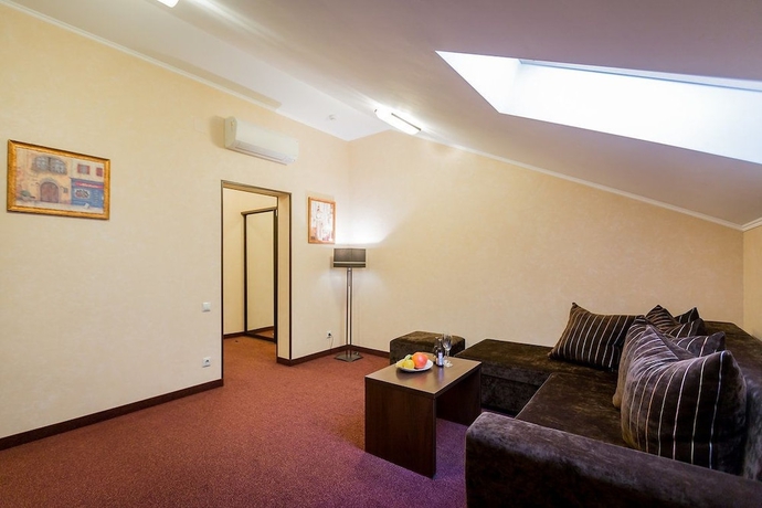 Imagen de la habitación del Hotel Abris. Foto 10