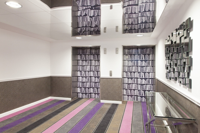 Imagen de los interiores del Hotel Absalon. Foto 16