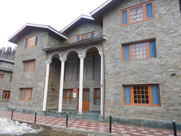 Imagen general del Hotel Abshar. Foto 1