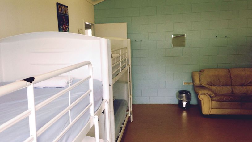 Imagen de la habitación del Hotel Absolute Backpackers. Foto 2