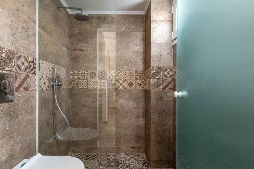 Imagen de la habitación del Hotel Absolute Kiotari Resort. Foto 15