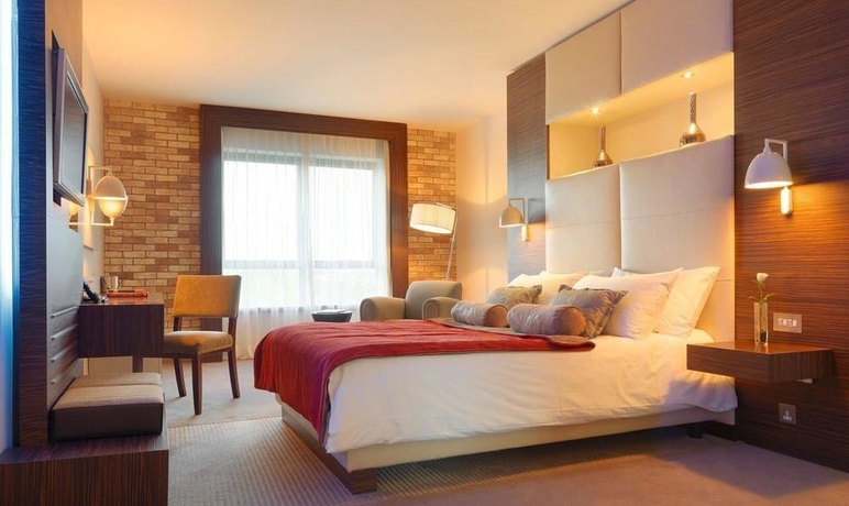 Imagen de la habitación del Hotel Absolute Limerick. Foto 12