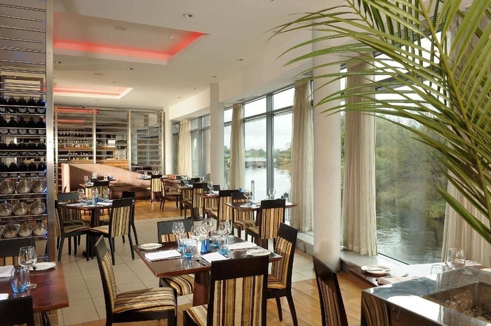 Imagen del bar/restaurante del Hotel Absolute Limerick. Foto 3