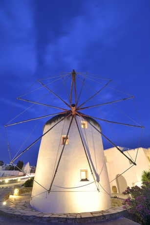 Imagen de los exteriores del Hotel Absolute Mykonos Suites and More. Foto 11