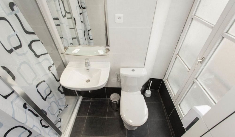 Imagen de la habitación del Hotel Absolute Paris R&eacute;publique. Foto 2