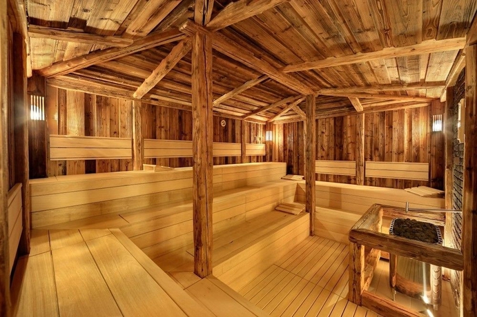 Imagen de la piscina del Hotel Absolutum Wellness. Foto 14