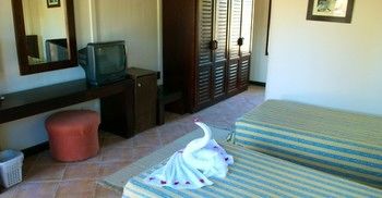 Imagen de la habitación del Hotel Abu Dabbab Lodge. Foto 6