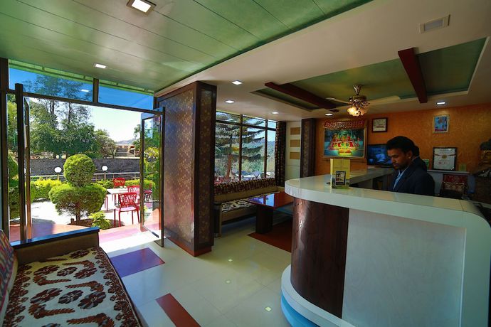 Imagen de los interiores del Hotel Abu Grand. Foto 20