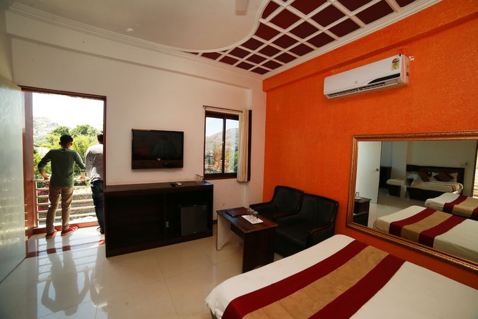 Imagen de la habitación del Hotel Abu Grand. Foto 13