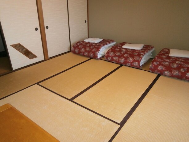 Imagen de la habitación del Hotel Aburaya Mimakan. Foto 19