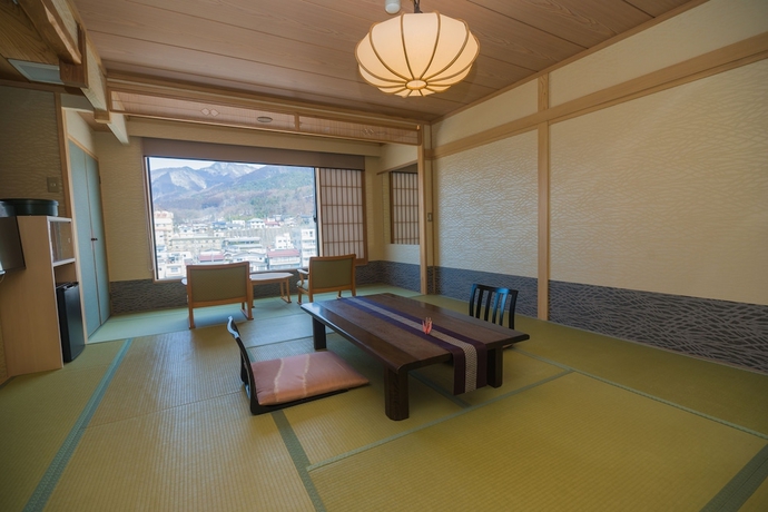 Imagen de la habitación del Hotel Aburaya Tosen. Foto 13