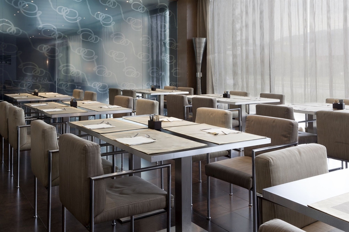 Imagen del bar/restaurante del Hotel Ac Brescia By Marriott. Foto 4