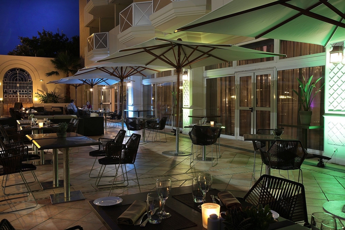 Imagen de los exteriores del Hotel Ac By Marriott Ambassadeur Antibes - Juan Les Pins. Foto 8