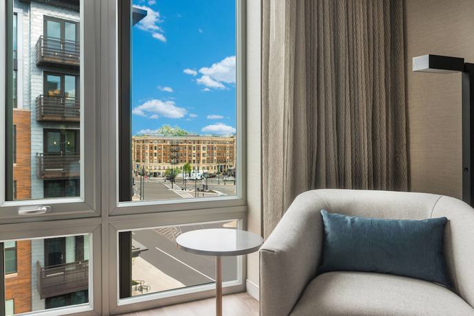 Imagen de la habitación del Hotel Ac By Marriott Boston Cleveland Circle. Foto 18